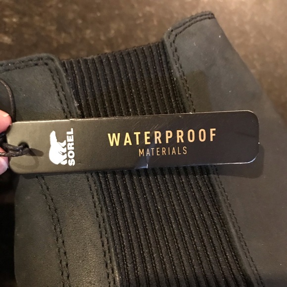 New Sorel Joan of Arctic Wedge II Chelsea Boot, Black Wedges, Sorels, Booties - Picture 5 of 16